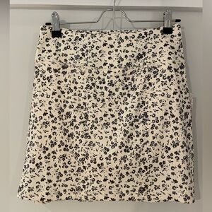 Kensie Vanilla Washed Floral Printed Skorts - Size Small NWT